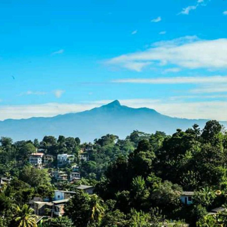 The Tenthola Kandy Bagian luar foto