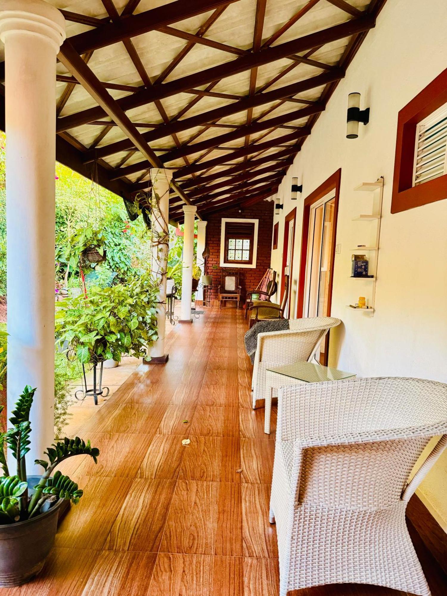 The Tenthola Kandy Bagian luar foto